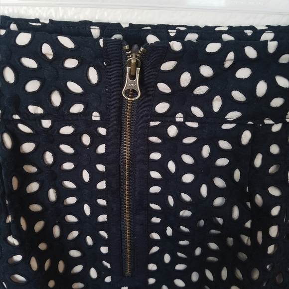 Ann Taylor LOFT Pencil Skirt - Picture 4 of 5